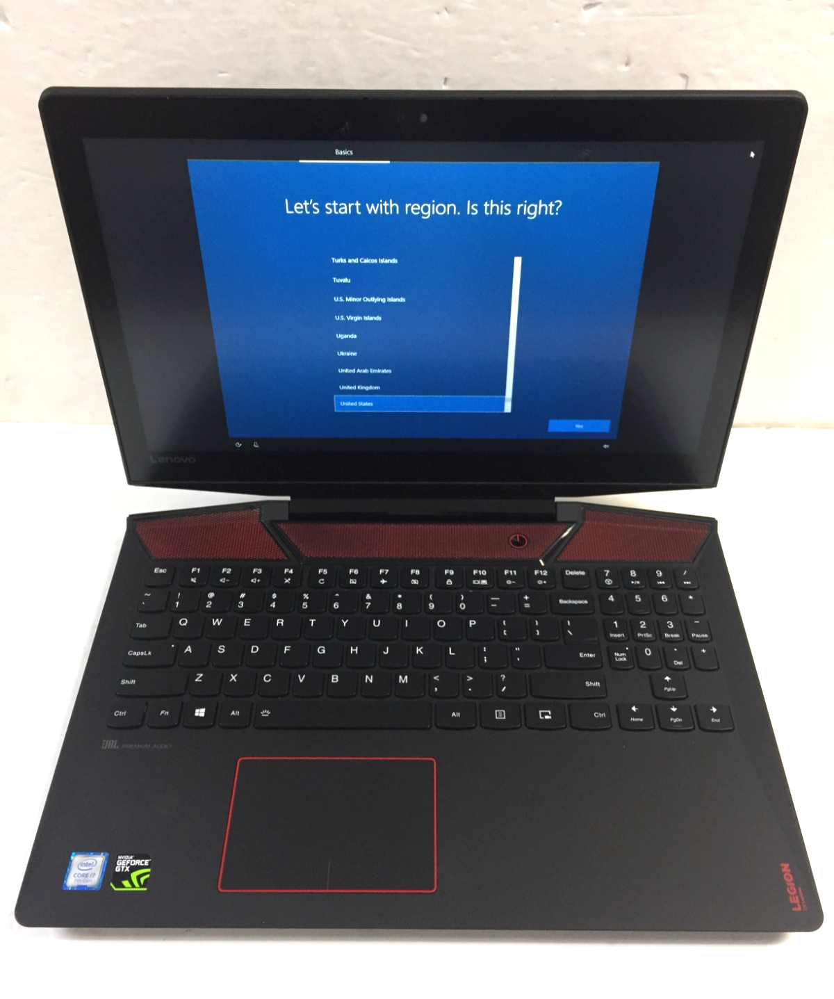 Lenovo V720 14 - i5-7200U · NVIDIA GeForce 940MX · 14.0”, Full HD