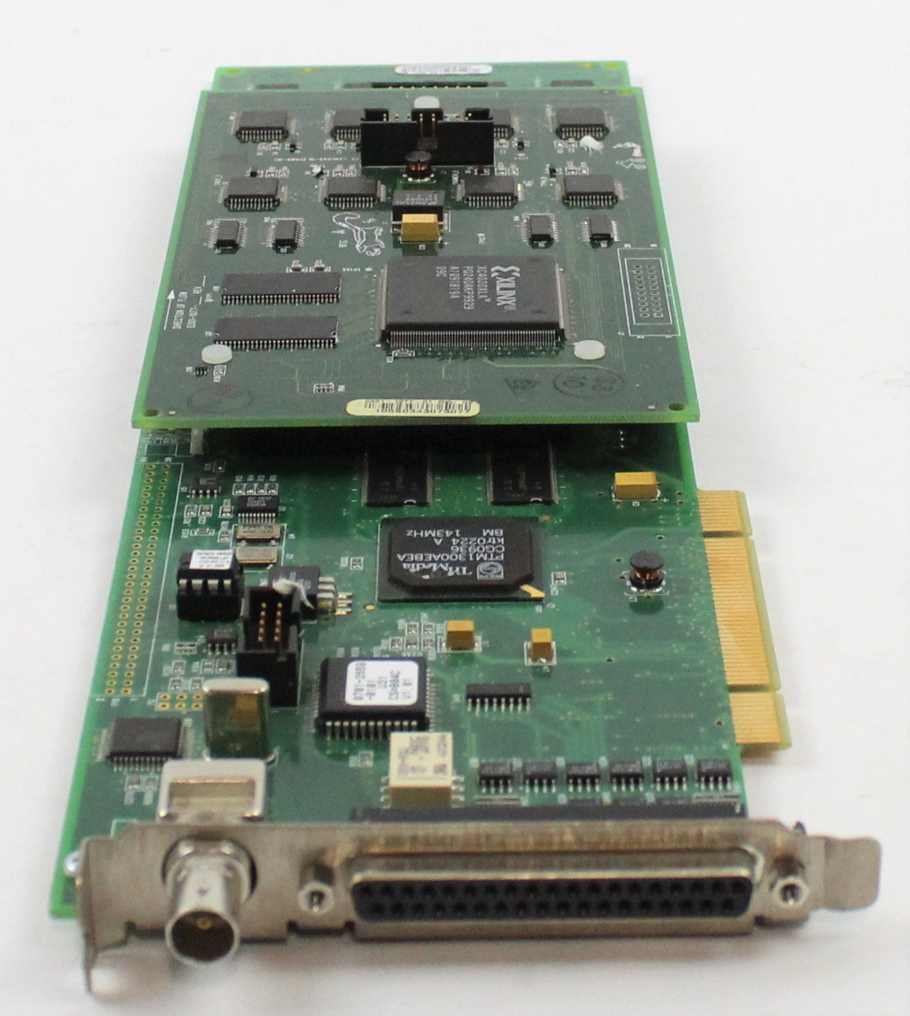 American Dynamics 0301-1101-02 Card w/ 0301-1077-01 Daughter Board for DV-16000