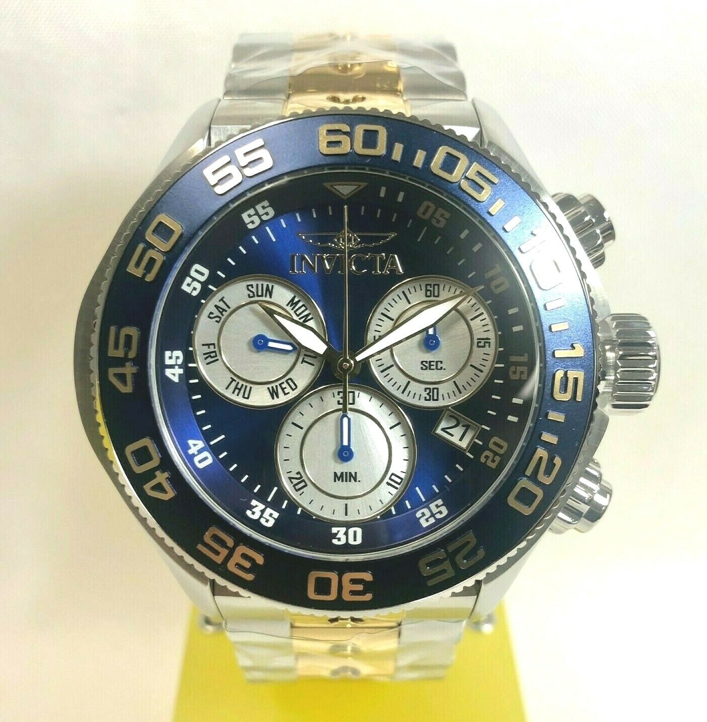 Pre-owned Invicta 31798 Men's 50mm Pro Diver Quartz Chrono Stainless Steel Bracelet - Blue