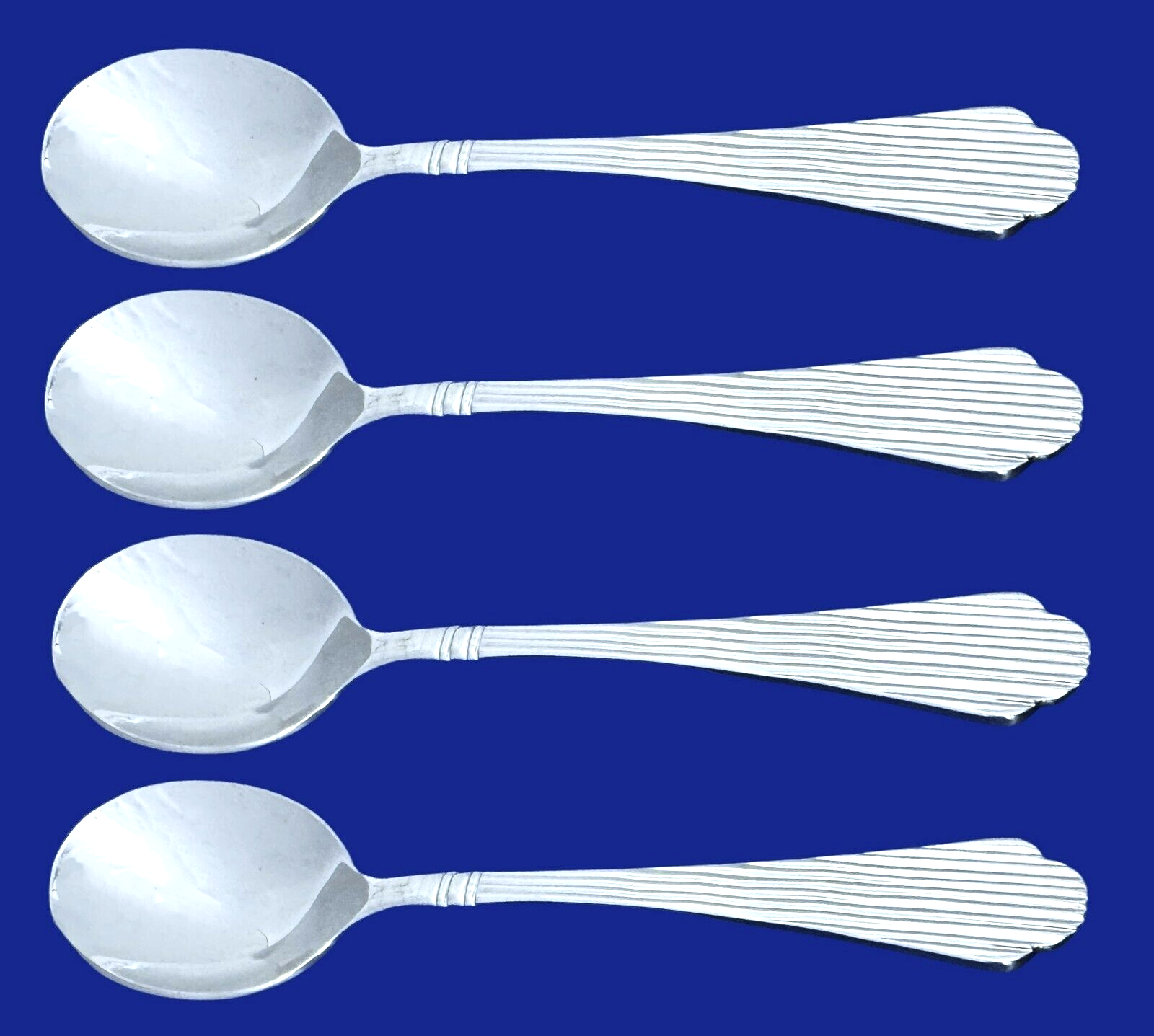 -- Set Of 4 Round Gumbo Soup Spoons