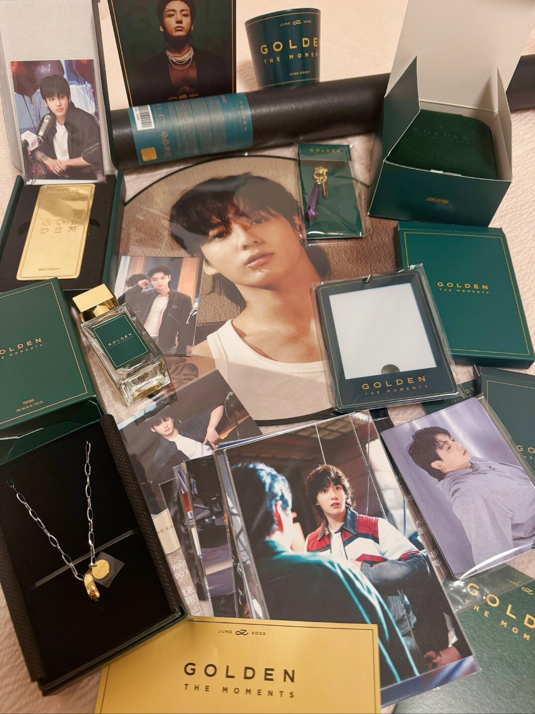 BTS ジョングク GOLDEN 展示会 ステンレスカップ タンブラー BTS ジョングク グク GOLDEN 展示会 ステンレスカップ タンブラー ②