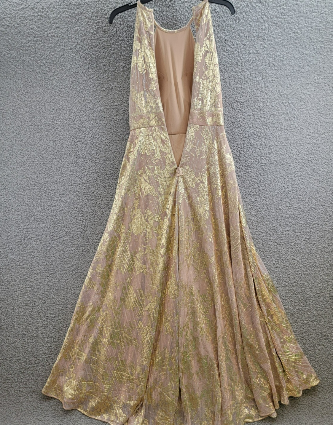 AQUA Foil Knit Metallic Halter Gown Women's 2 White/Pink/Gold Back Zip Closure - Picture 9 of 16