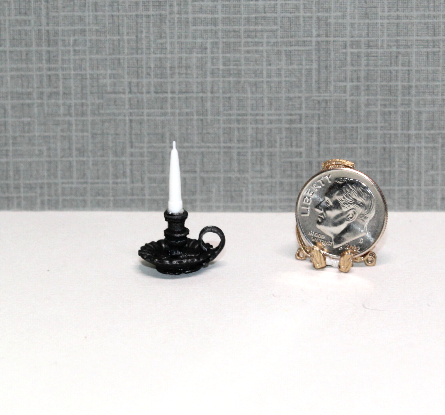 Dollhouse Miniature Fluted Chamber Candle