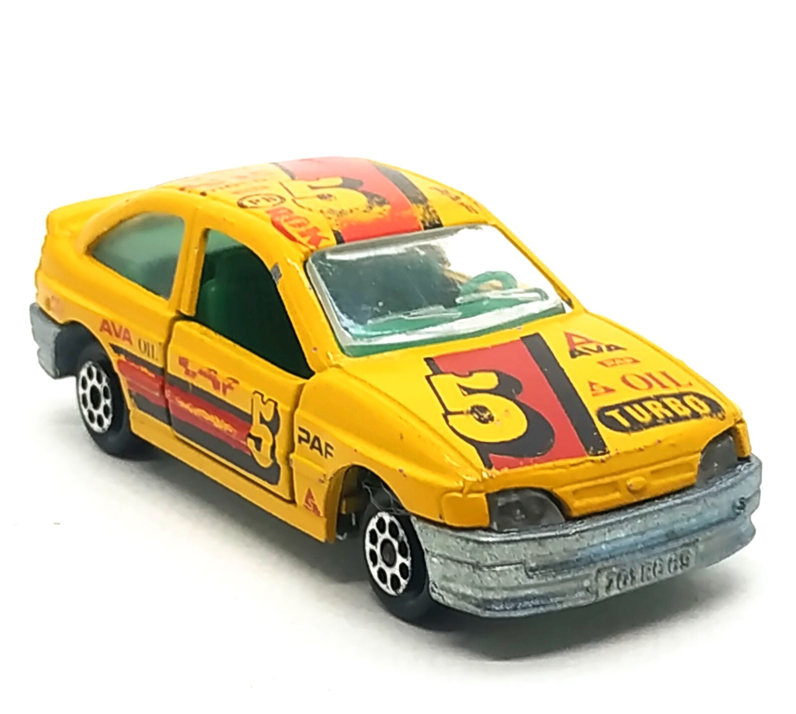 AUTO WORLD☆ ' 75 Ford Escort☆HOスロットカー AUTO WORLD