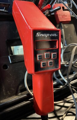 Snap-On Tools USA Computerized Tach Advance Timing Light MT1261A With PB48 Case