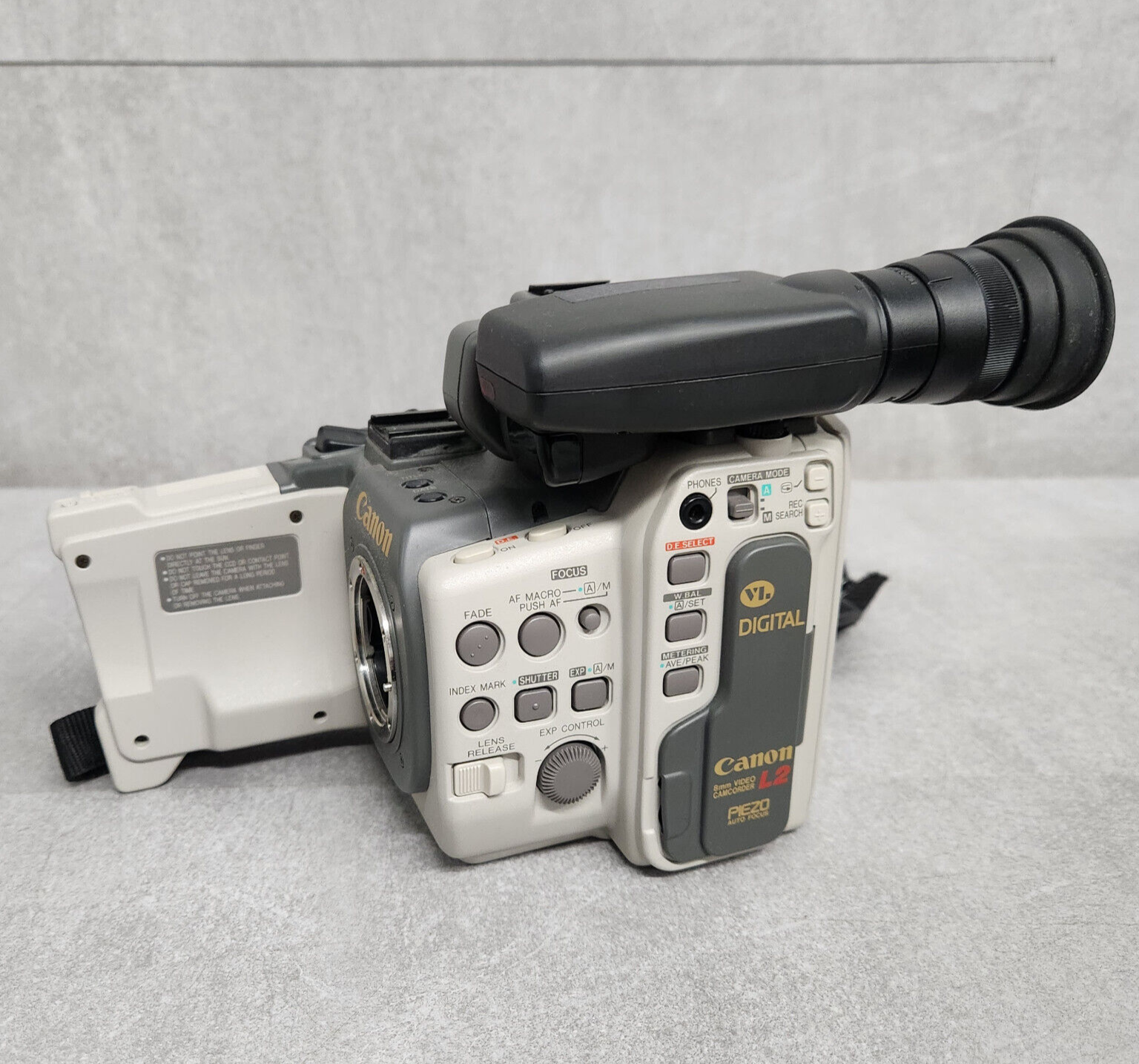 Canon VideoHi8 Movieboy E2 ④ Canon VideoHi8 Movieboy E2 ④ Canon VideoHi8 Movieboy E2 ④