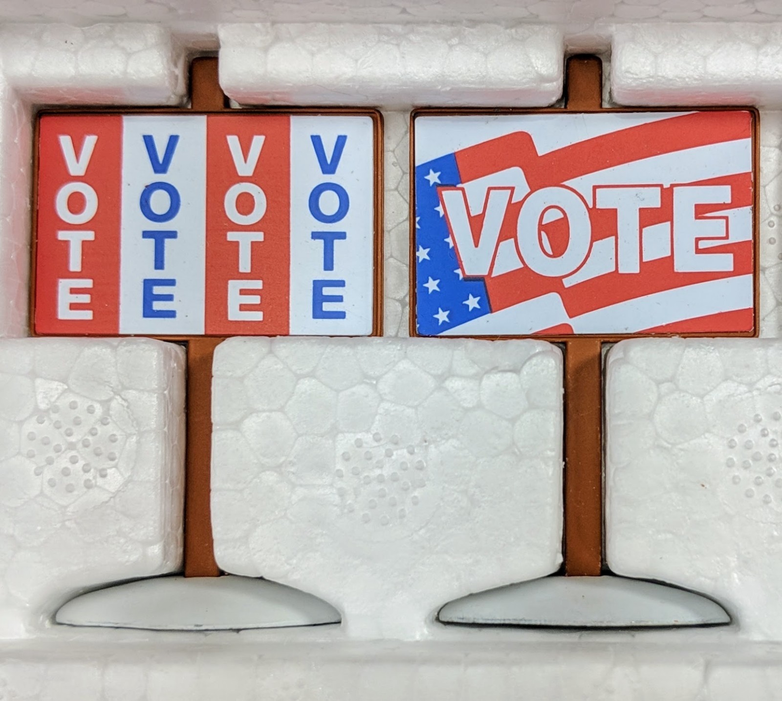 Dept 56 ~ Village Election Yard Sign - Snow Village (52599)
