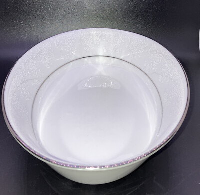 Noritake Tahoe 2585 OVAL VEGETABLE BOWL Deep White Floral  EUC Sri Lanka