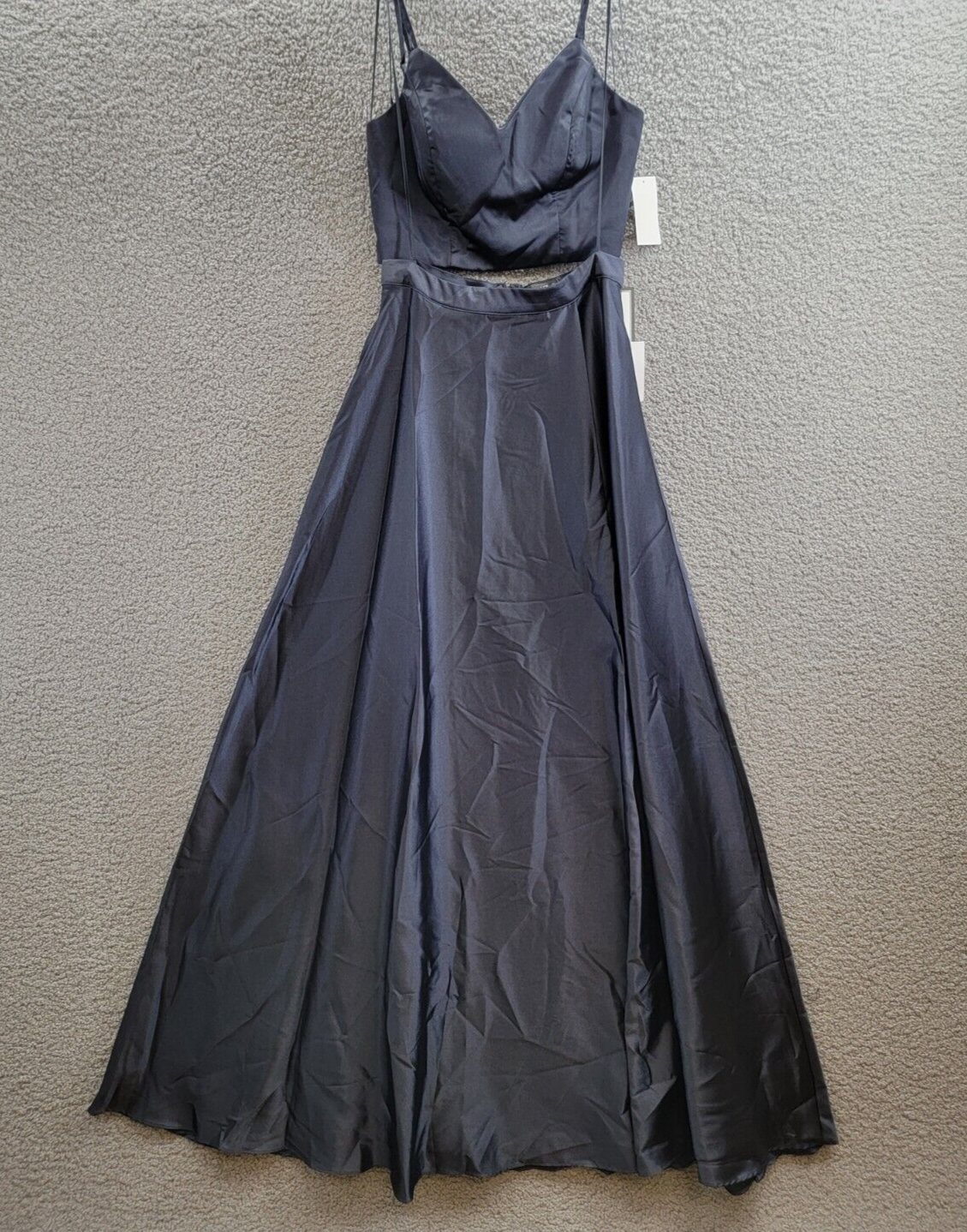 Crystal Doll 2-Pc. Satin Ball Gown Juniors' 5 Navy V-Neck Slit Back Zip Closure - Picture 2 of 17