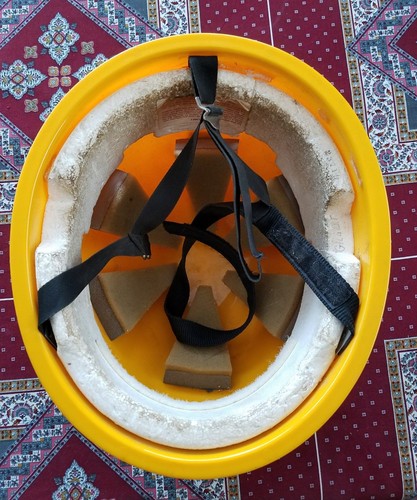 Vintage MSR Mountaineering Helmet Climbing Rock Safety yellow