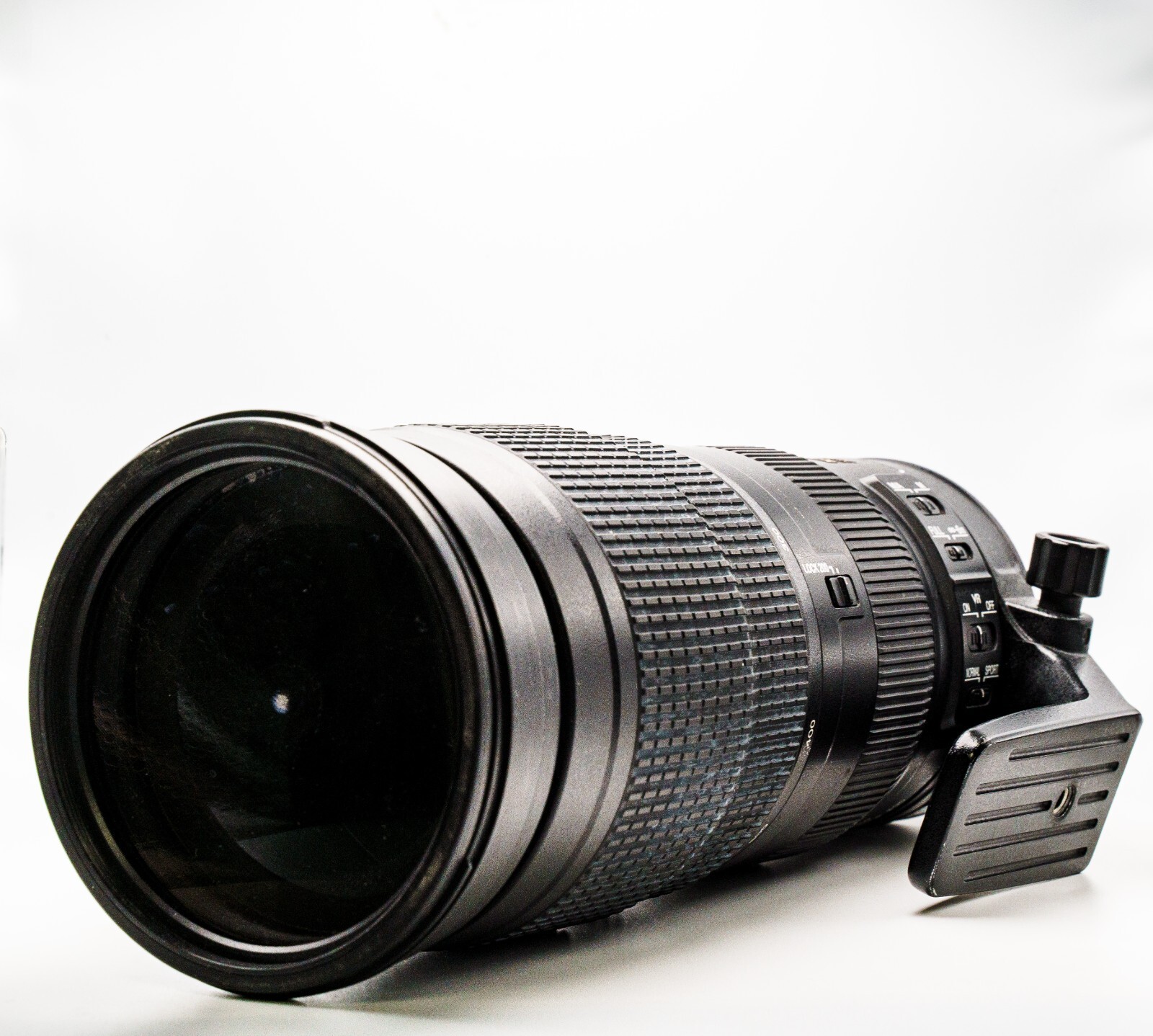 Nikon AF-S Nikkor 200-500mm f/5.6 E ED VR Lens [FOR PARTS OR