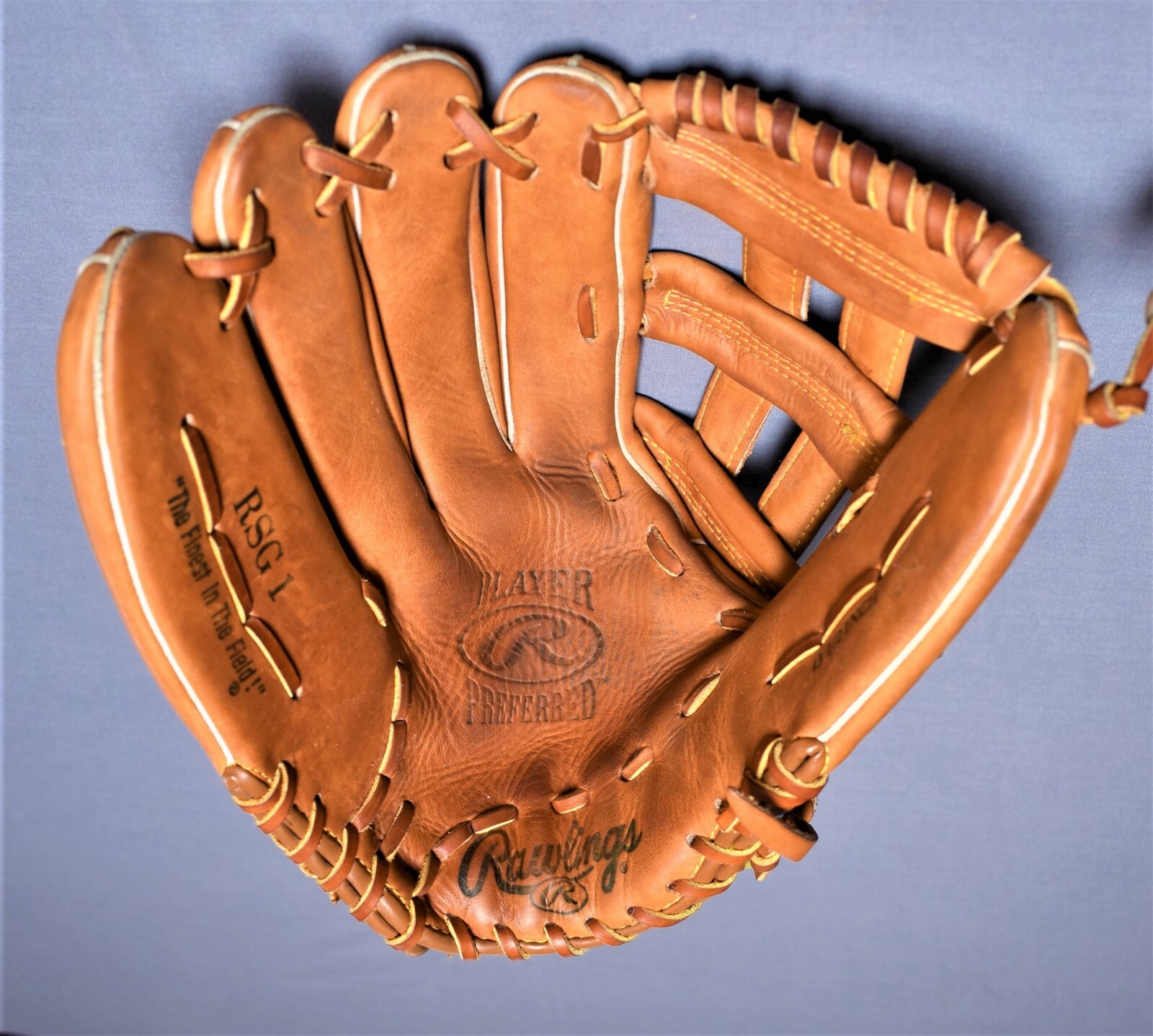 Rawlings RSG1 Softball / Baseball Glove Mitt 13.5