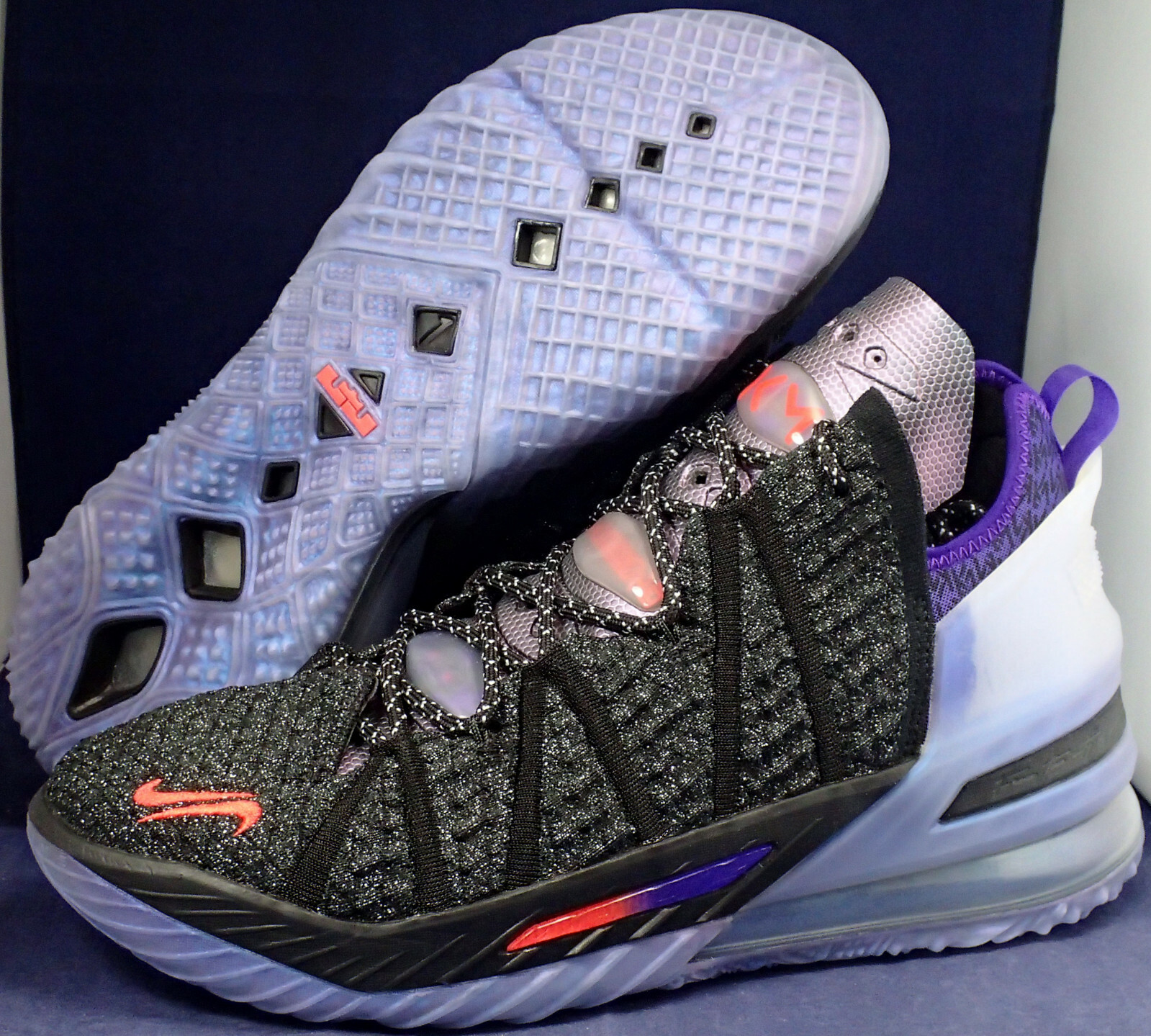 【新品 32cm】 NIKE LEBRON 18 XVIII Nike LeBron XVIII 18 'Dunkman' Black Neon Green CQ9283 005