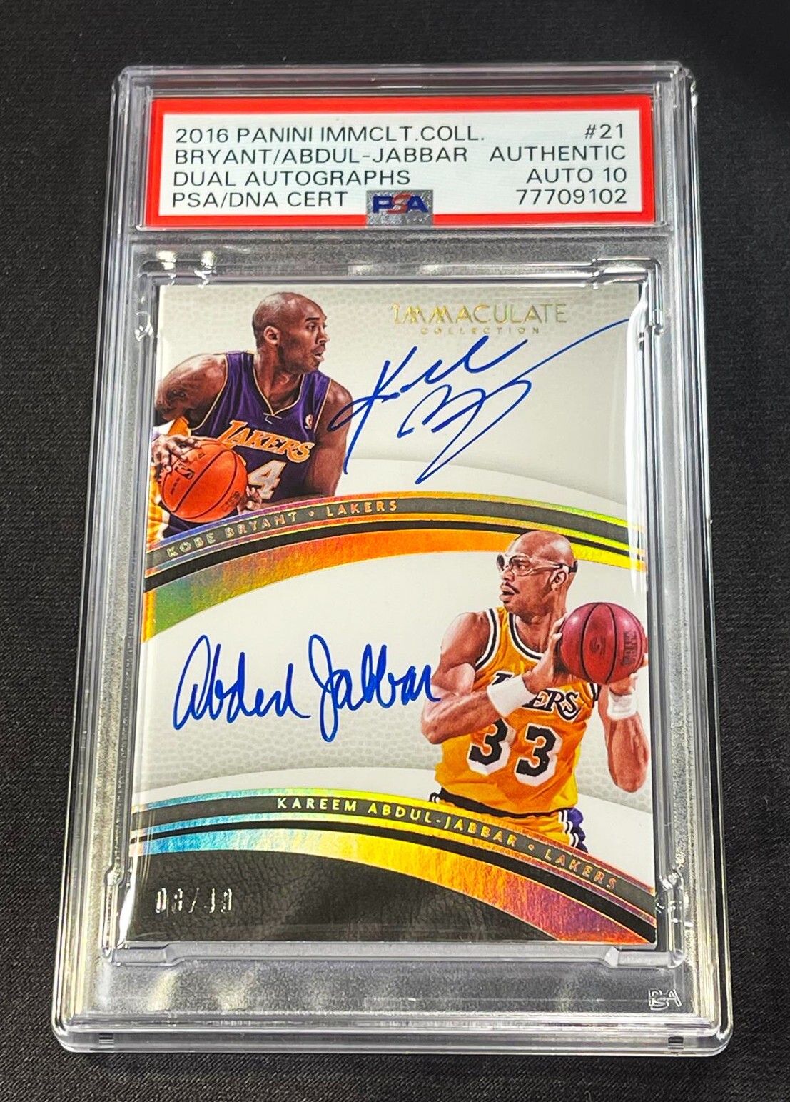 NBAカード kareem abdul jabber auto KAREEM ABDUL JABBAR Signed Auto 1969 Topps Basketball Rookie