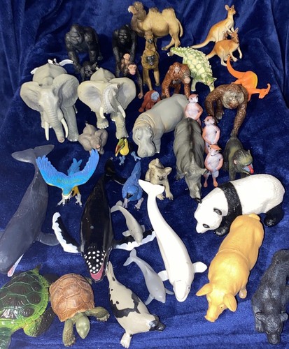 アンティーク　PACIFIC WILDLIFE2006 Chinstrap Penguin Toy | Safari Ltd®