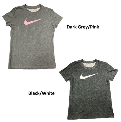 

Женская футболка с коротким рукавом и логотипом Nike Swoosh Dri Fit