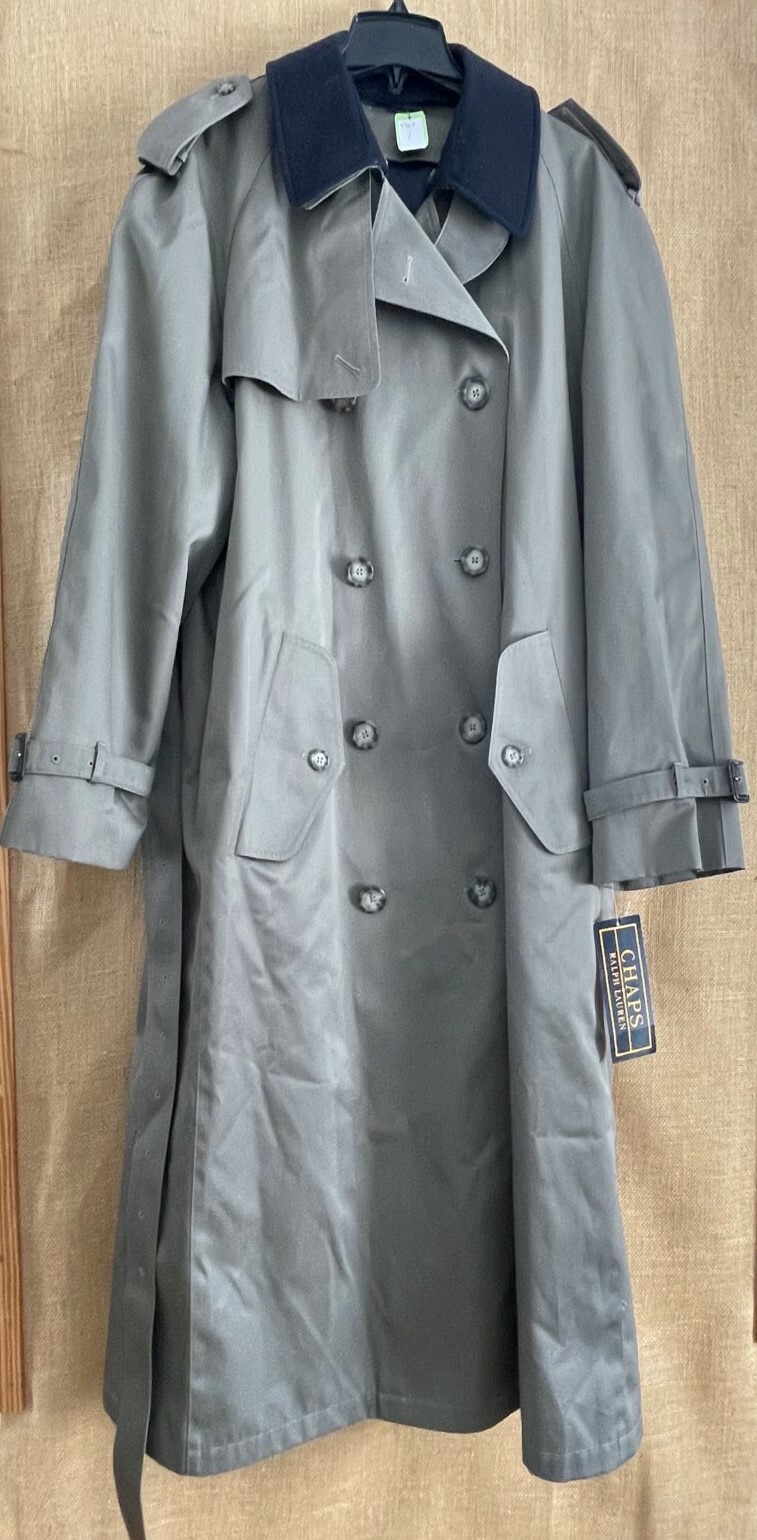 NWT Chaps Ralph Lauren Rainwear men's 42R trench top coat NWT Chaps Ralph Lauren Rainwear men's 42R trench top coat