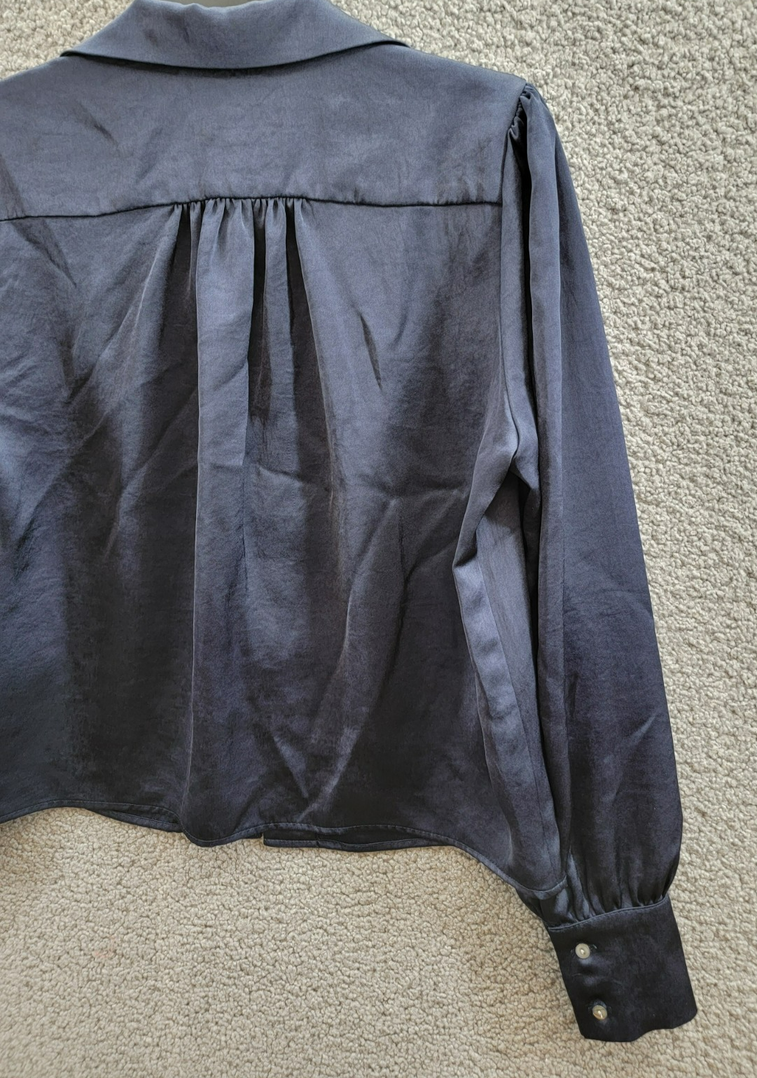Karen Kane Shirred Blouse Women's M Navy Solid Collared Long Sleeve Button Front - Picture 13 of 18