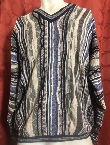 90s COOGI Vネック　ニット ヴィンテージ】90s COOGI(クージー) 編み込み 3Dカラーネック