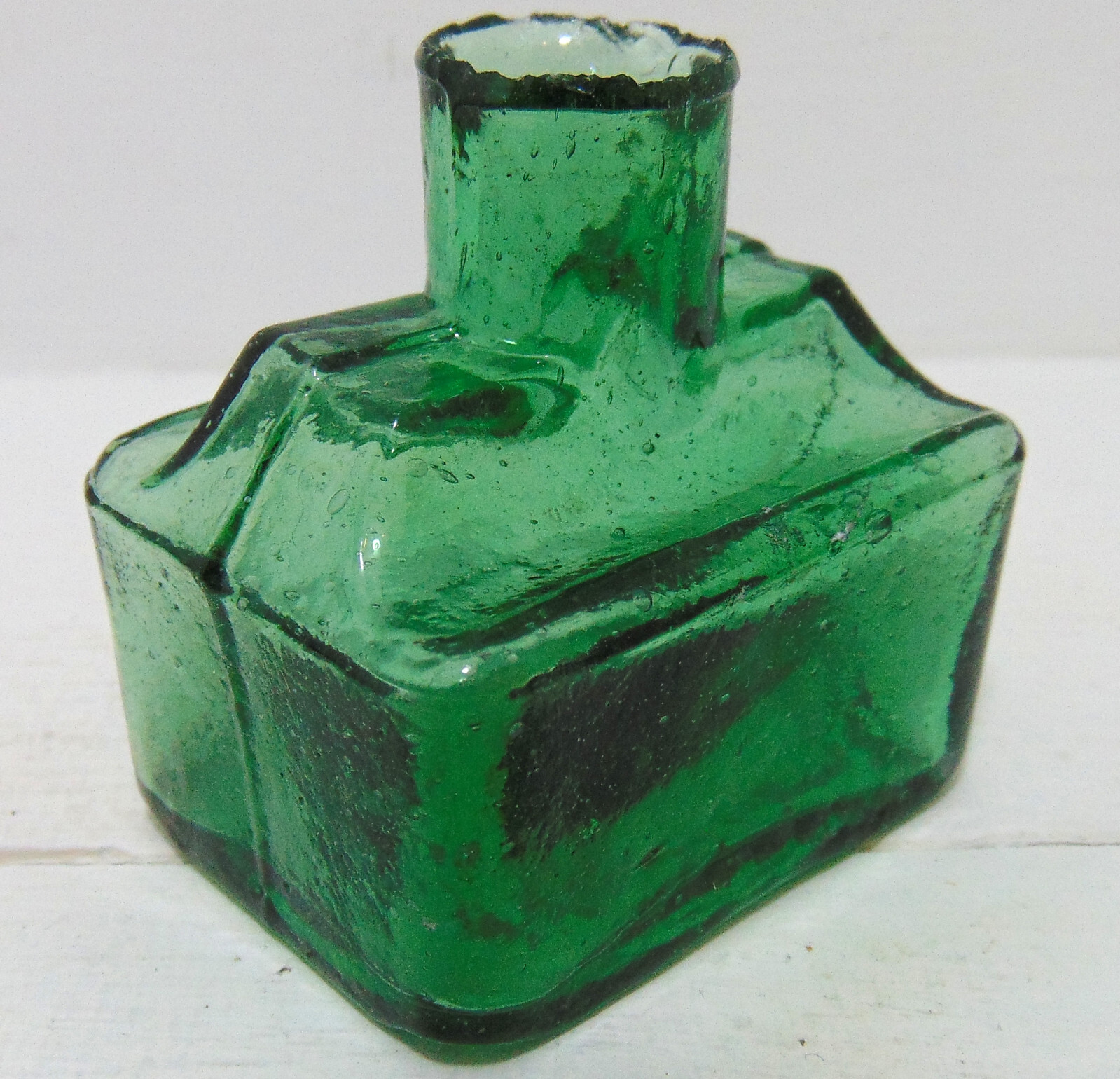 MidEmerald Green "Boat" Type Ink Bottle c1900's