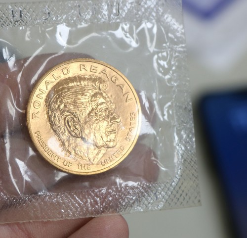 Ronald Reagan President Commemorative Bronze Inauguration Medal OGP 1981  #1401