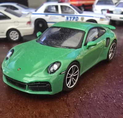 ミニカー MINI GT Porsche 911 Turbo S Python Green Mini GT Porsche 911 Turbo S - Python Green - Walmart.com
