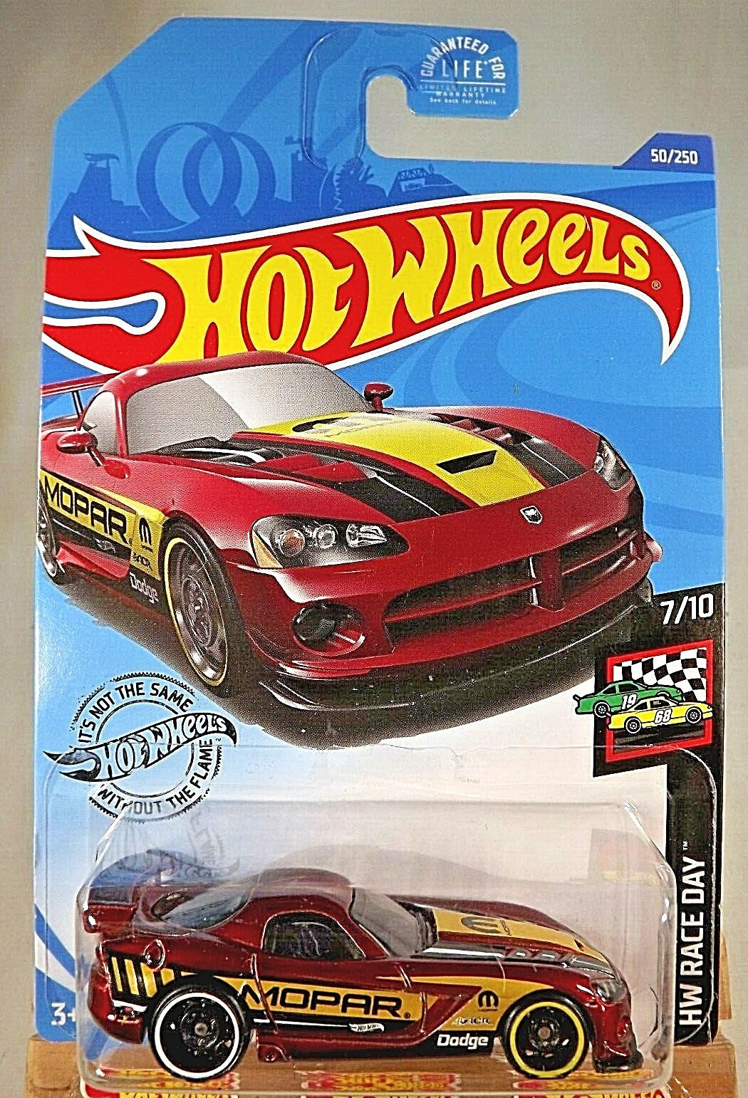 ミニカー Hotwheels DODGE VIPER SRT-10 Hot Wheels '08 Dodge Viper SRT10 ACR white Target Snowflake