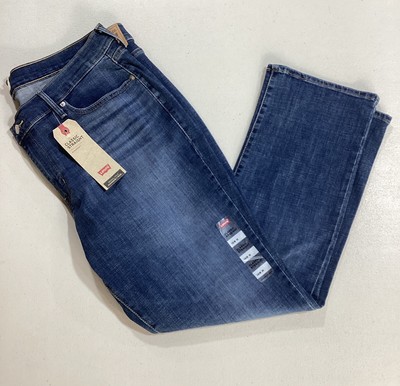 Levis Classic Straight Jeans Women's 18W M Mid Rise Medium Wash Hypersoft