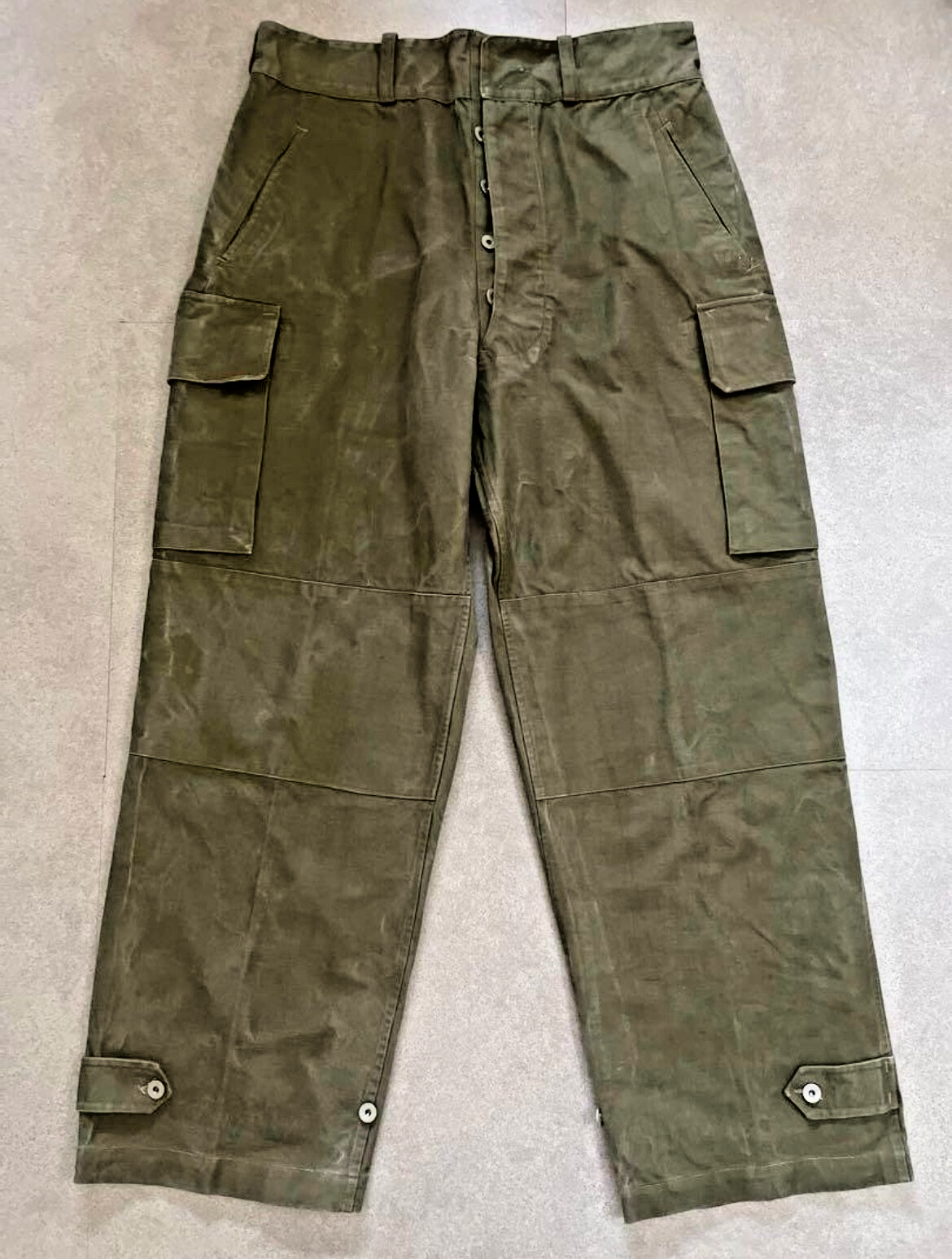 M47 Field Pants French army initial model 3 Metal button