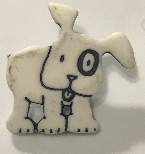 TOO CUTE! Plastic Puppy Dog Realistic Button Buffed BULLSEYE Like Target Dog 1”