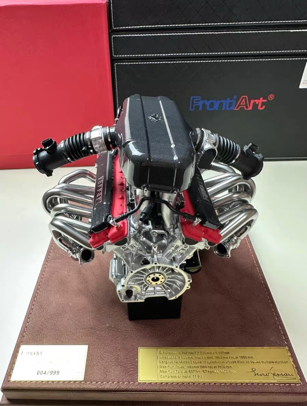 ミニカー Ferrari Enzo Engine 1/18 BBR Models 1:18 Ferrari Enzo FXX red with black stripes