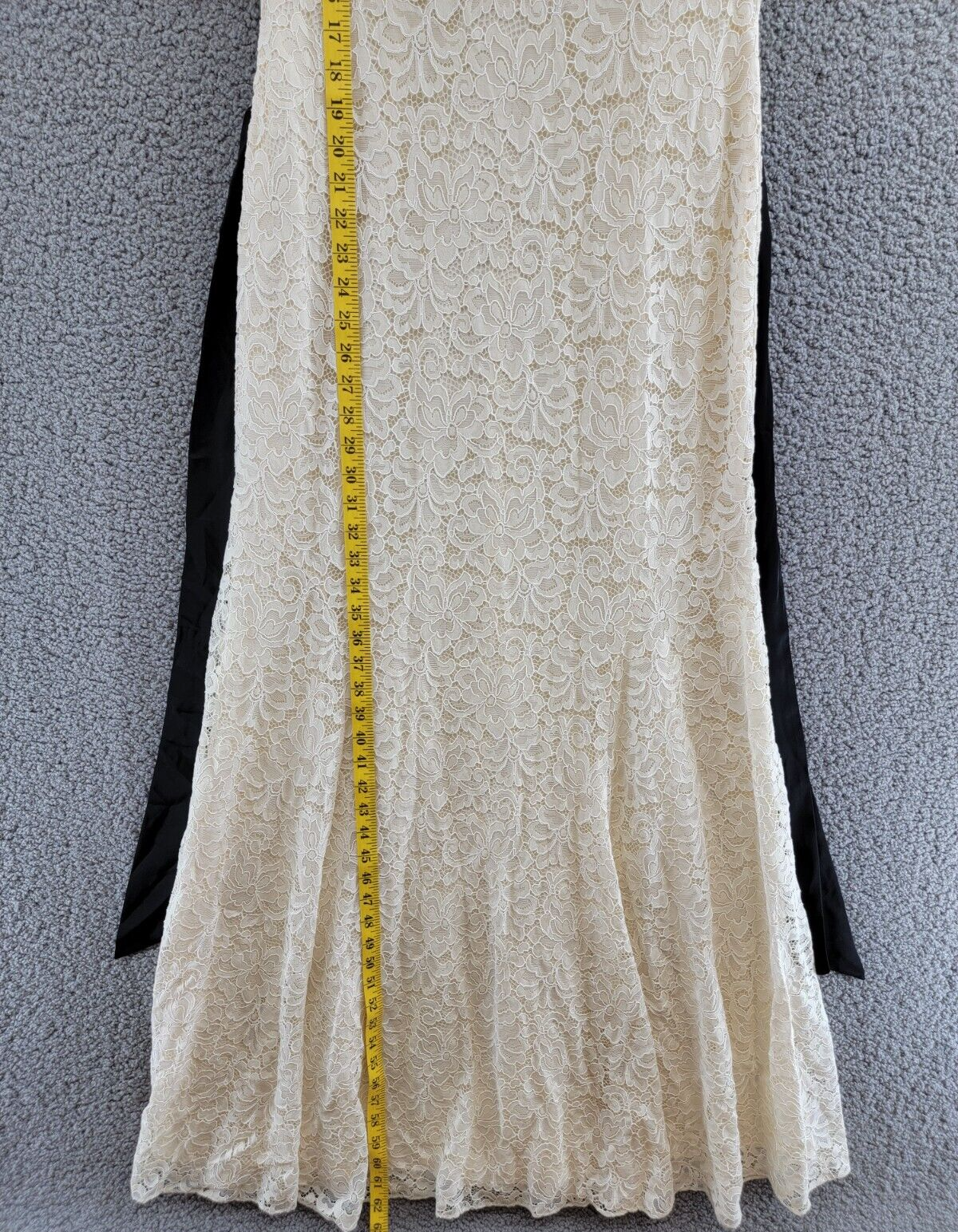 Lauren Ralph Lauren Belted Lace A-Line Gown Women's 6 Winter