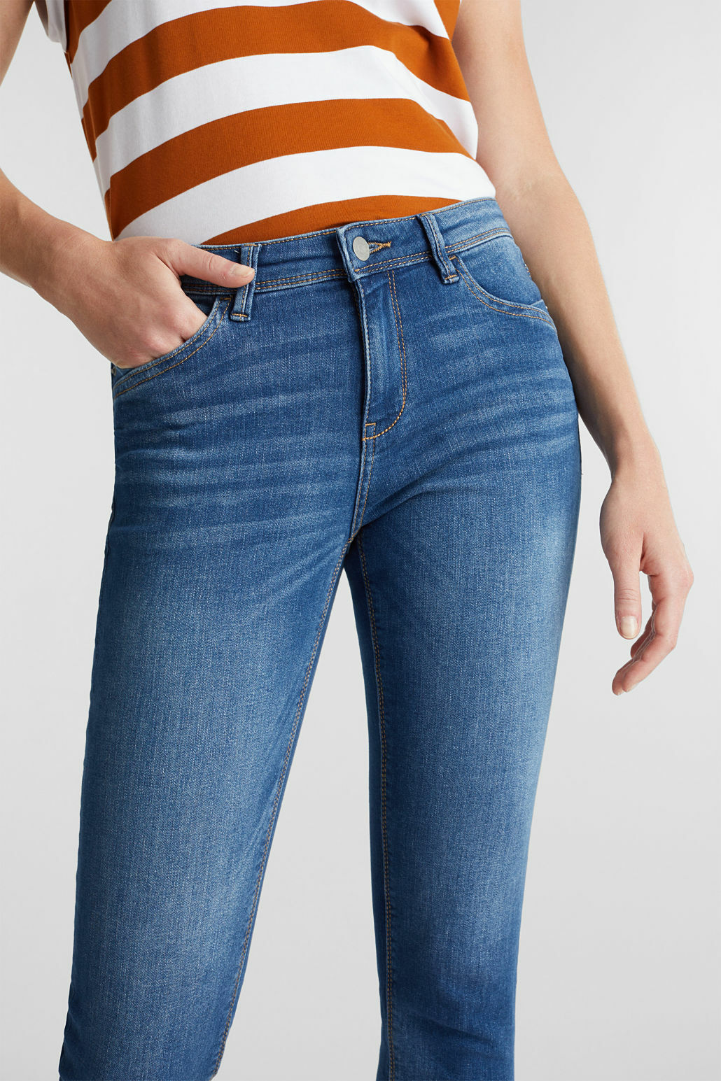 plus size capri trousers