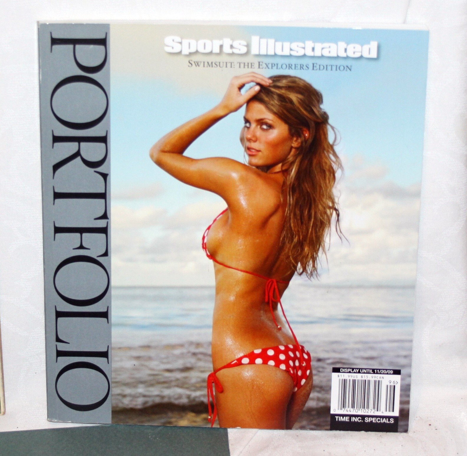 Sports Illustrated 2009 Swimsuit Explorers Edition Portfolio