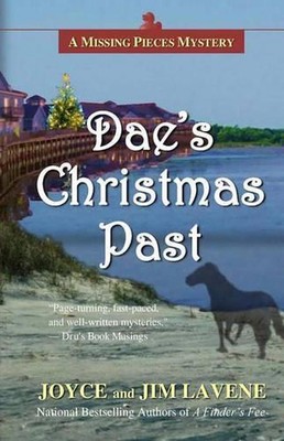 Dae's Christmas Past by Joyce Lavene (English) Paperback Book