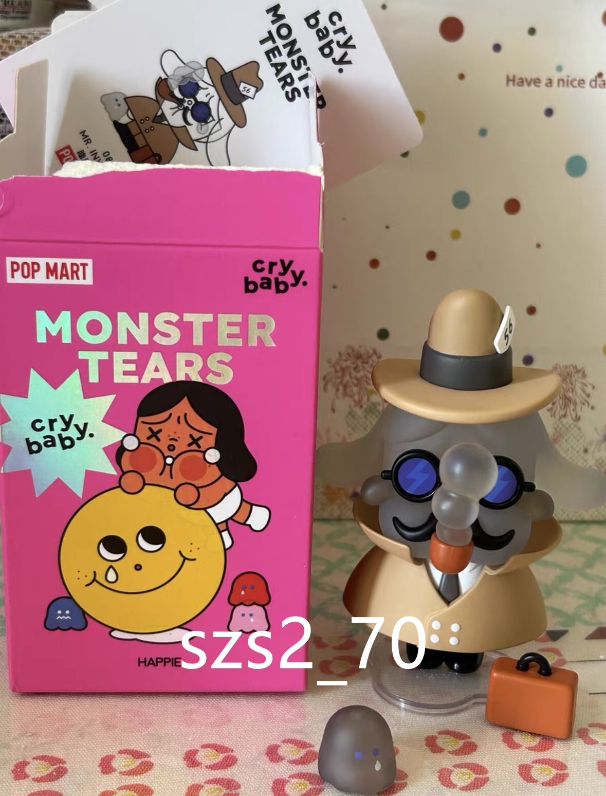POP MART MONSTER TEARS フィギュアボックス Mr.Invisible - POP MART Monster Tears Series Blind Box Mini