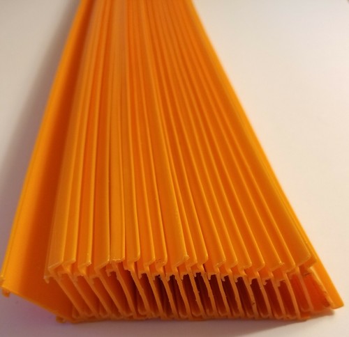 20 Vintage Hot Wheels Redline Era ORANGE STRAIGHT TRACK 24'' Each.