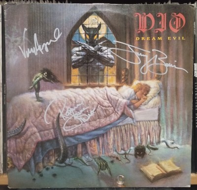 DIO ''Dream Evil'' LP 1987, Signed by R.J.Dio,J.Bain and V.Appice !