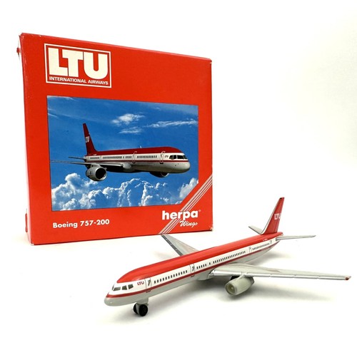 【中古】herpa Boeing 757-200 4個 534604 Cape Verde 佛得角航空Boeing 757-200 D4-CCH Herpa 1