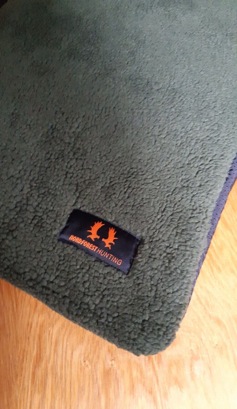 Hundebett Hundedecke Faserpelz  70x100cm Thermo Liegeplatz Hund Ruheplatz!!