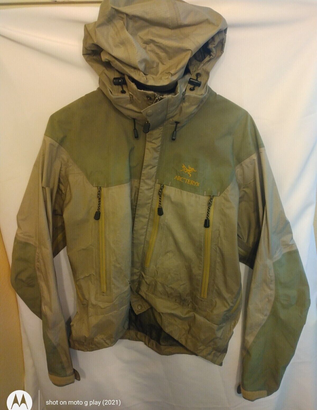 Vintage Arcteryx Men's Gore-Tex Jacket Shell, RARE FIND Vintage Arcteryx Men's Gore-Tex Jacket Shell, RARE FIND