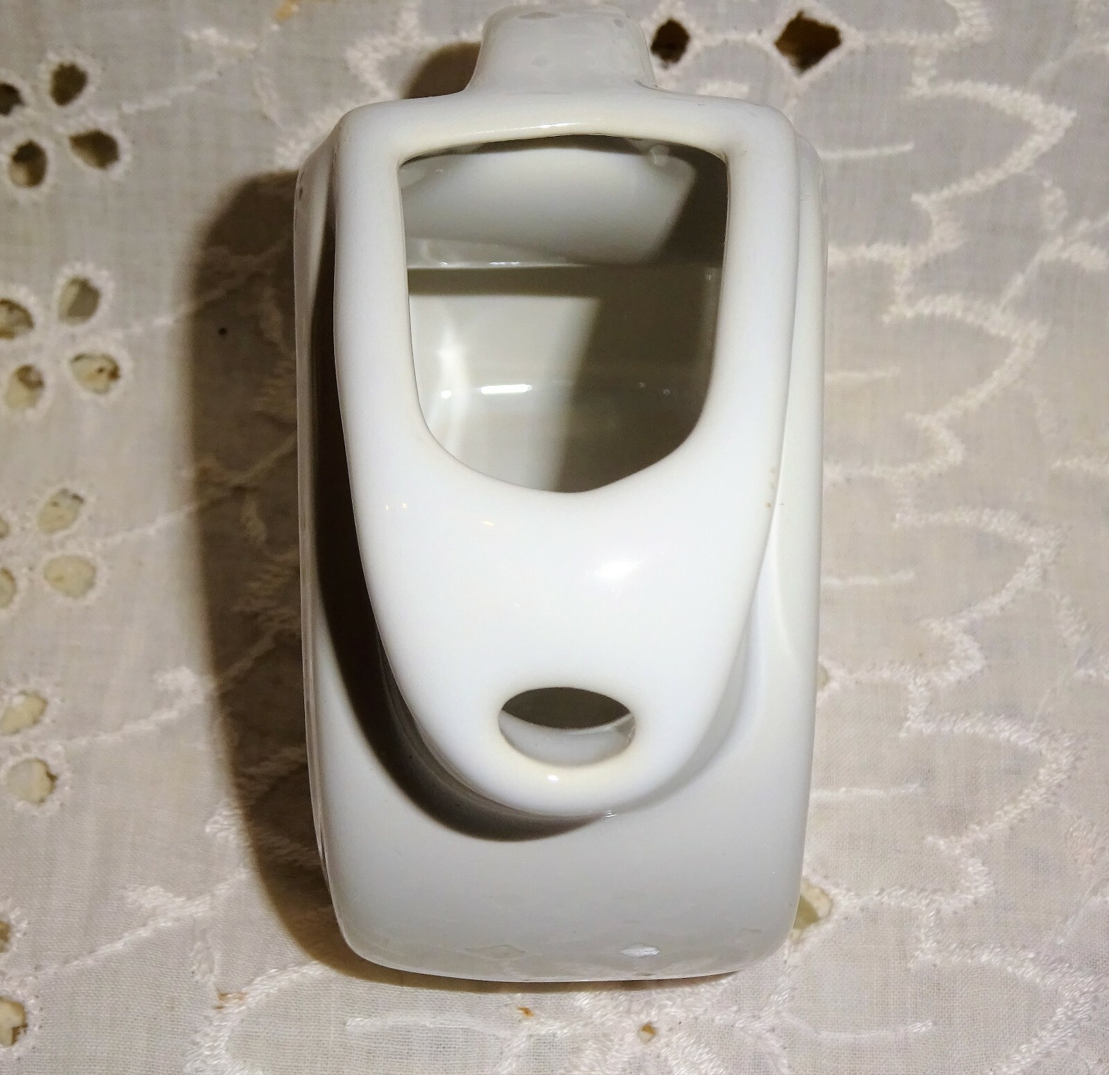 MINI DISC PITCHER Creamer ~ White ~ Contemporary FiestaWare Fiesta Ware MINT