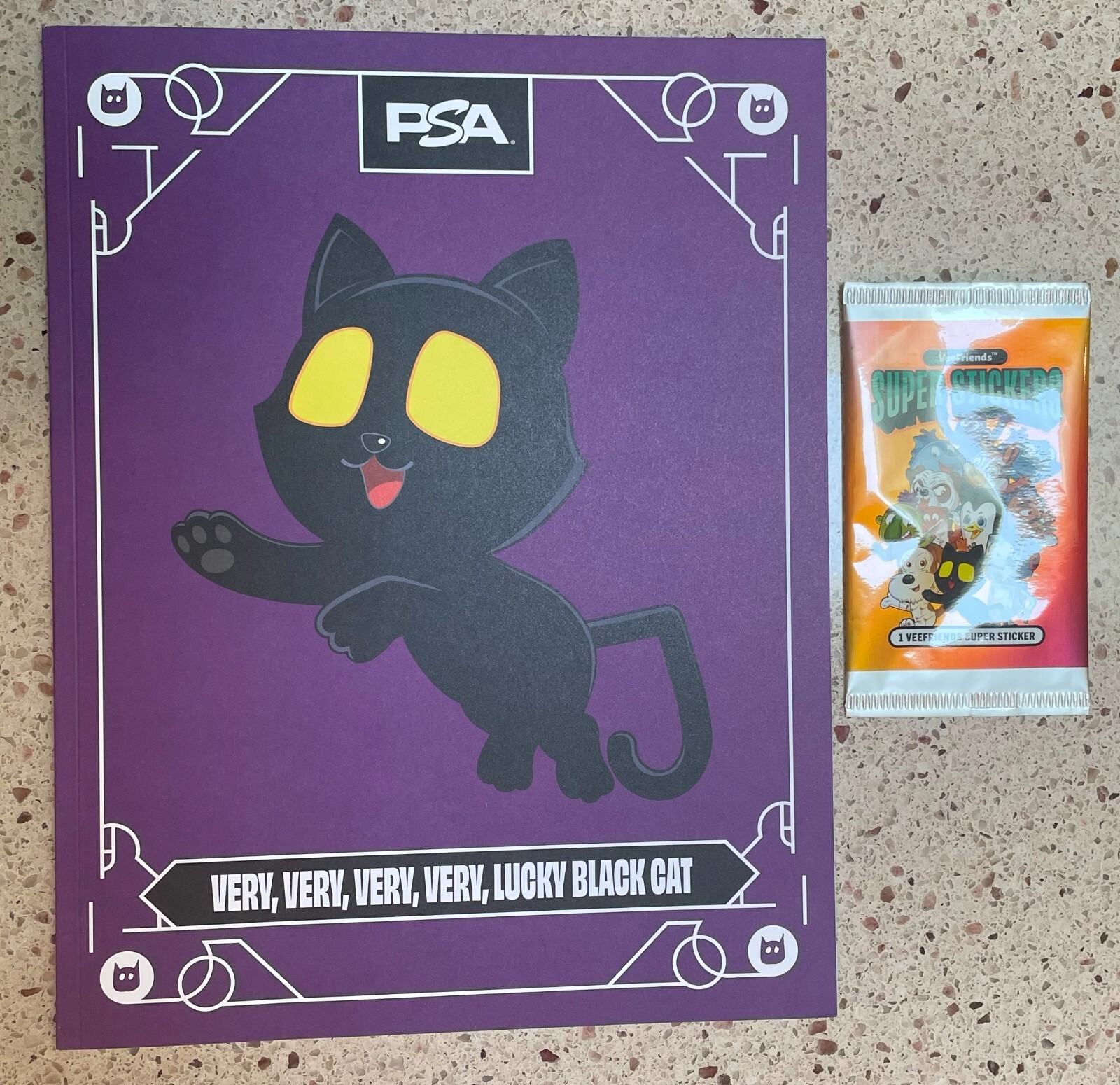 PSAマガジン super stickers TOLERANT TUNA/55 2025 PSA Magazine x VeeFriends Super Stickers -Tolerant Tuna