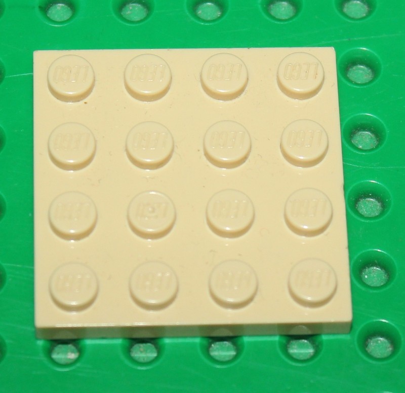 Plaque Plate 4x4 Lego Tan Ref 3031/Set 6210.7103.75051.8092.7877.10221.7412.2507