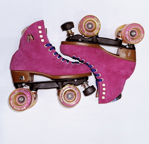 moxi roller skates