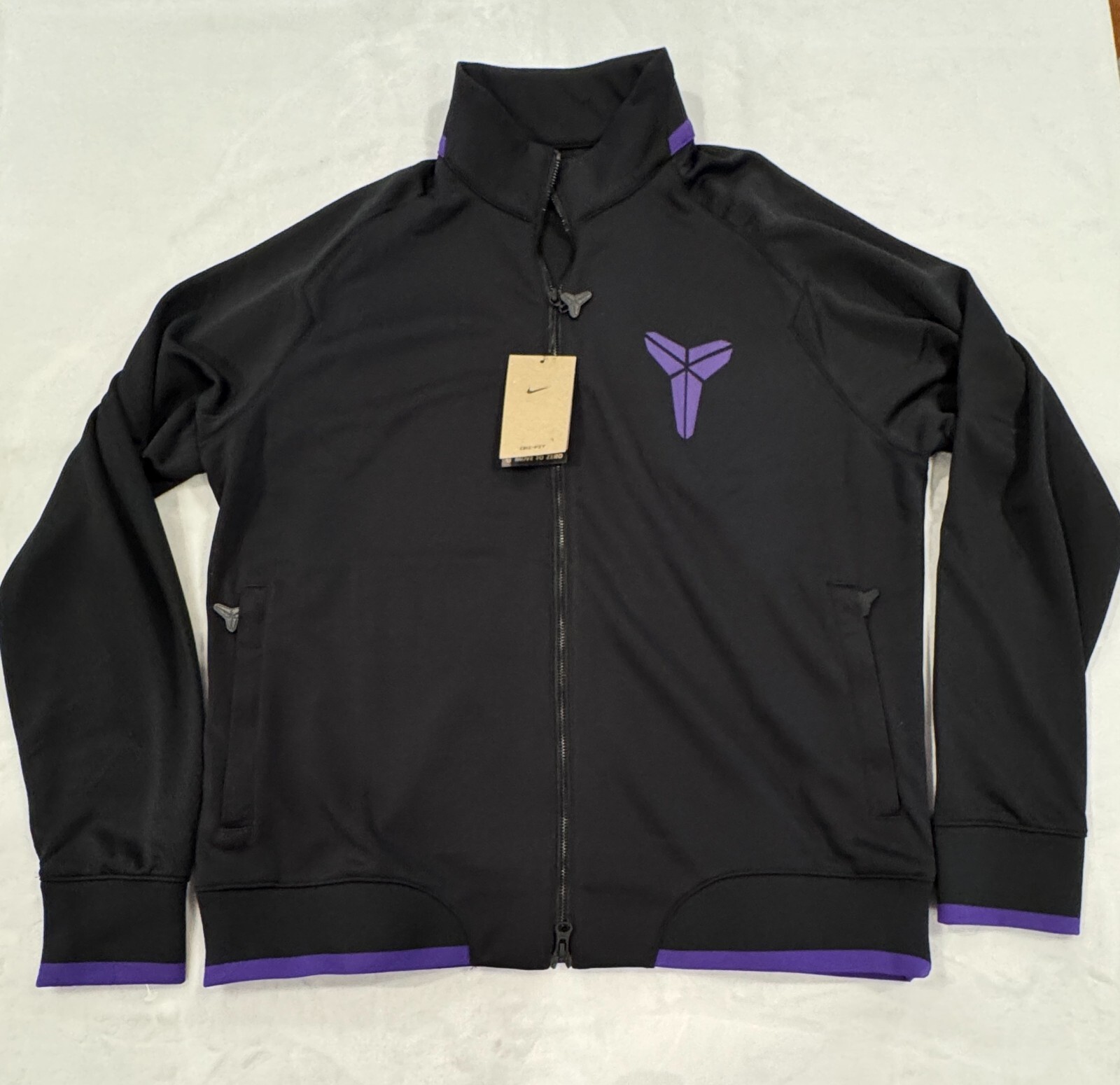 ジャケット・アウター NIKE KOBE THERMA-FIT INSULATED JACKET Nike Kobe Therma-Fit Insulated Jacket – Oneness Boutique