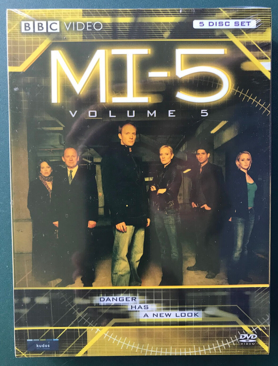 MI-5, Volume 5 (box set, 5 DVDs) British spies MINT, FACTORY MI-5, Volume 5 (box set, 5 DVDs) British spies MINT, FACTORY