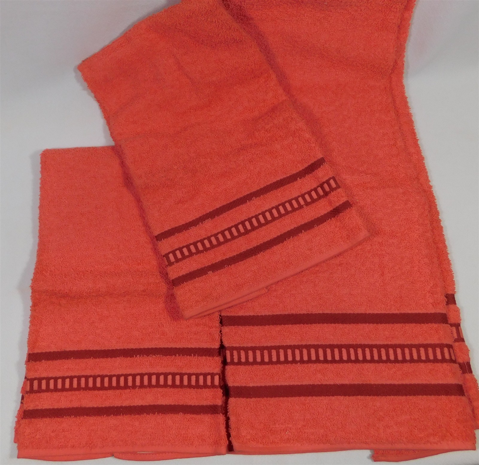 3 Pc Set VTG HARMONY HOUSE Hot Pink & Red Bath Towel & Hand Towels - NOS