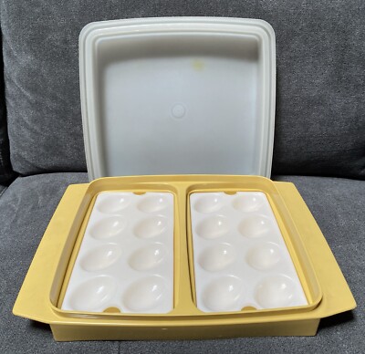 Vintage Tupperware Deviled Egg Keeper Carrier Tray Container Harvest Gold 723-3
