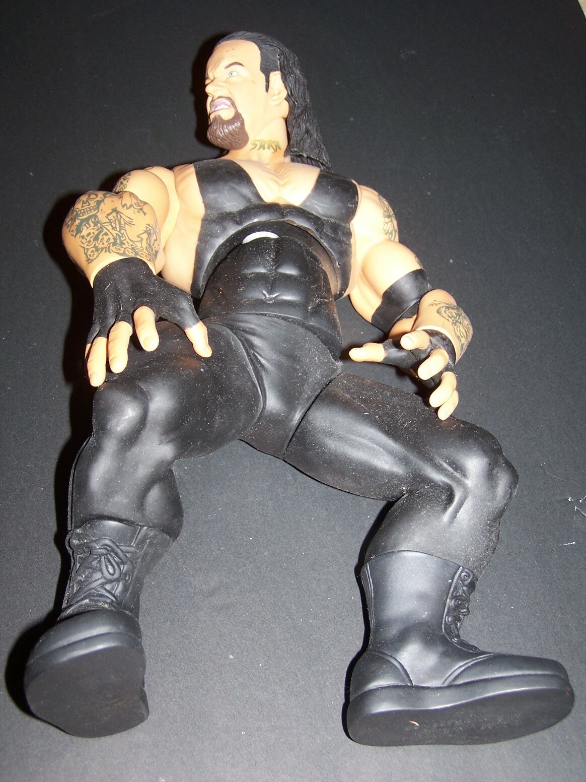 WWE RING GIANT DELUXE WRESTLING ACTION FIGURE LARGE WWE RING GIANT DELUXE WRESTLING ACTION FIGURE LARGE
